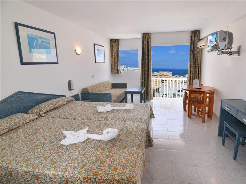 Hotel Apartamentos Vibra Central City - Adults Only San Antonio  Bagian luar foto