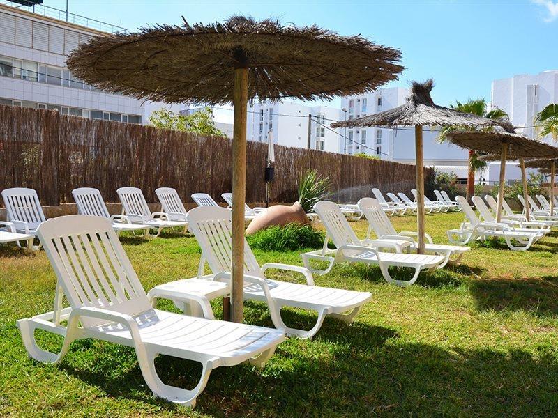 Hotel Apartamentos Vibra Central City - Adults Only San Antonio  Bagian luar foto