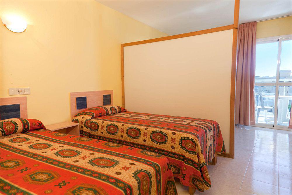 Hotel Apartamentos Vibra Central City - Adults Only San Antonio  Bagian luar foto